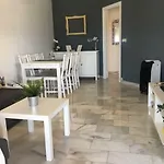 Apartamento En Urbanizacion Con Piscina