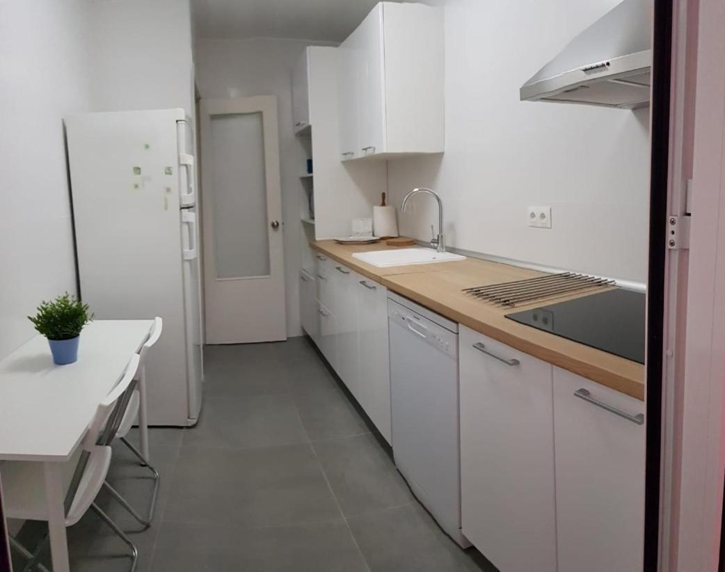 Apartamento En Urbanizacion Con Piscina